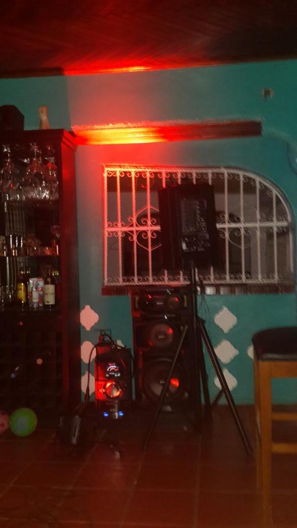 colmos21's tweet photo. @Power921 buena mezclas http://t.co/ieH5KAL1tP