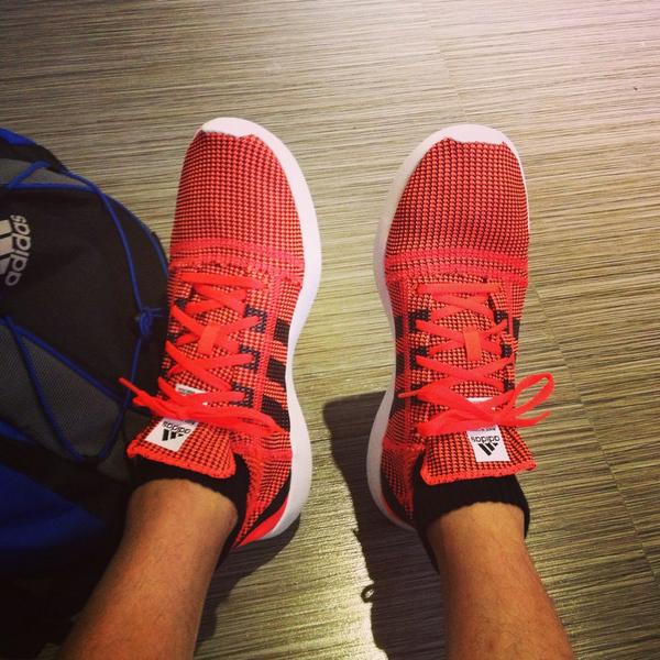 chris_tiu's tweet photo. Loving my new running shoes :) cool and comfy! #elementRefine http://t.co/EEsgBr8c2J