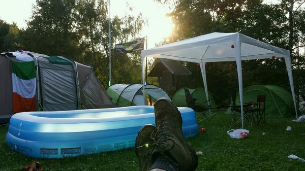 trollchen's tweet image. Capturing the first sunrays in the morning #haxogreen