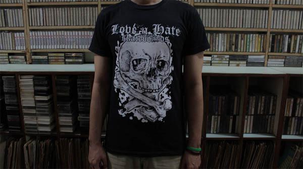 LNH Skateboards 
T-Shirts "Eat Da Truck"
Available Size : M/L/XL/XXL
Come to our pit stop or order to 082182464840