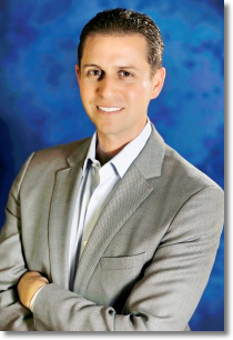 NativeAdvertg's tweet image. welcome -Mark Howard, CRO, @Forbes @markdhoward to deliver Keynote add two: Native ad, context &amp;amp; content on mobile