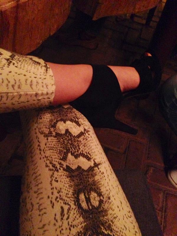 Milanpaulette's tweet photo. 😉😉😉 http://t.co/6ffSd9xKkF
