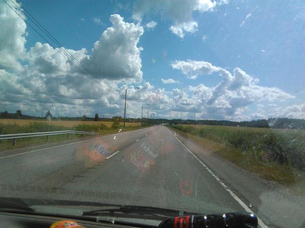 Vaasa-rauma-vaasa roadtrip. Ittelle osu onneks apukuskin paikka.. #woodridge #aakoonmuutto #hiace+peräkärry #~7000kg