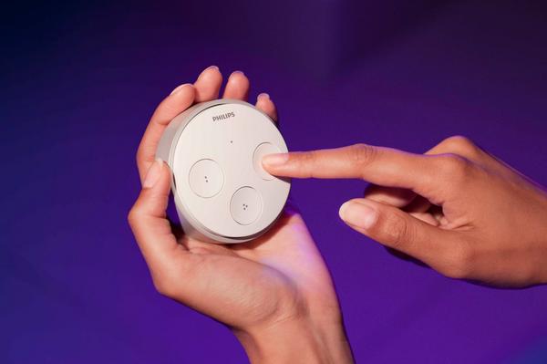 tweethue's tweet photo. #huetap now available at Apple online stores across Europe, UK, USA and Canada. Tap that. http://t.co/hpv3reO4KM