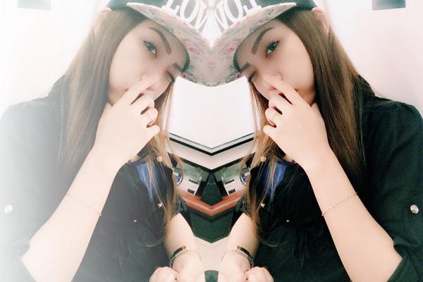 BellJeffry's tweet photo. Good evening! Miss you tweethearts ❤️ http://t.co/7mGHDJGMSh