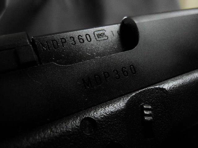 銃 用語紹介BOT on Twitter: "シリアルナンバー 管理・識別用のナンバーのこと。銃一丁毎に全て番号が異なりどの銃にも必ず刻印さ