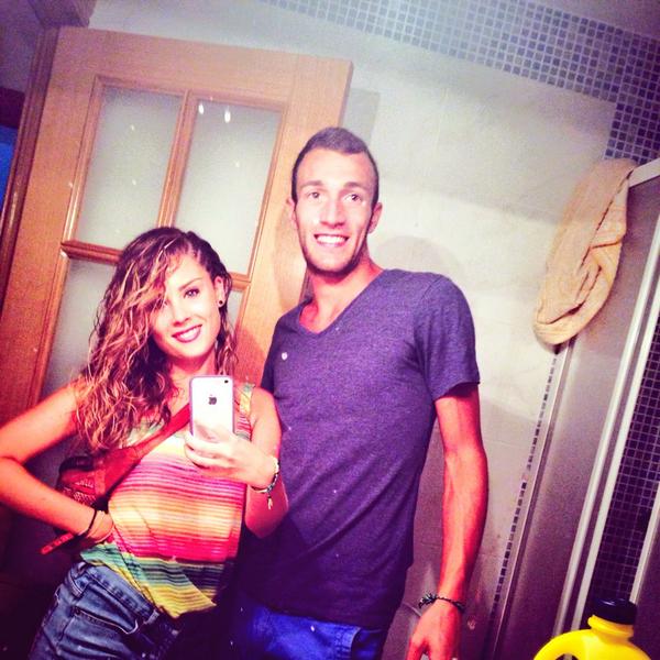 yolandaaa14's tweet photo. 4añosconél!Y la verdad,q solo pido q siga como hasta ahora.Tquiero @18Lombardo yq sigamos sonríendonos comohastaahora http://t.co/qcoHCmpbDh