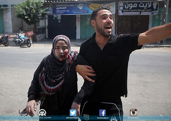 Refah'taki hastaneye saldırılarda çoğunluğu çocuklardan oluşan ölü ve yaralılar getiriliyor. #GazzeSaldırıAltında