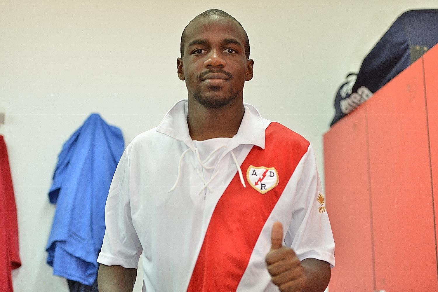 Rayo Vallecano X Imagen RVMOficial Kakuta en su nuevo vestuario http t xuJtBA6Hs2 X