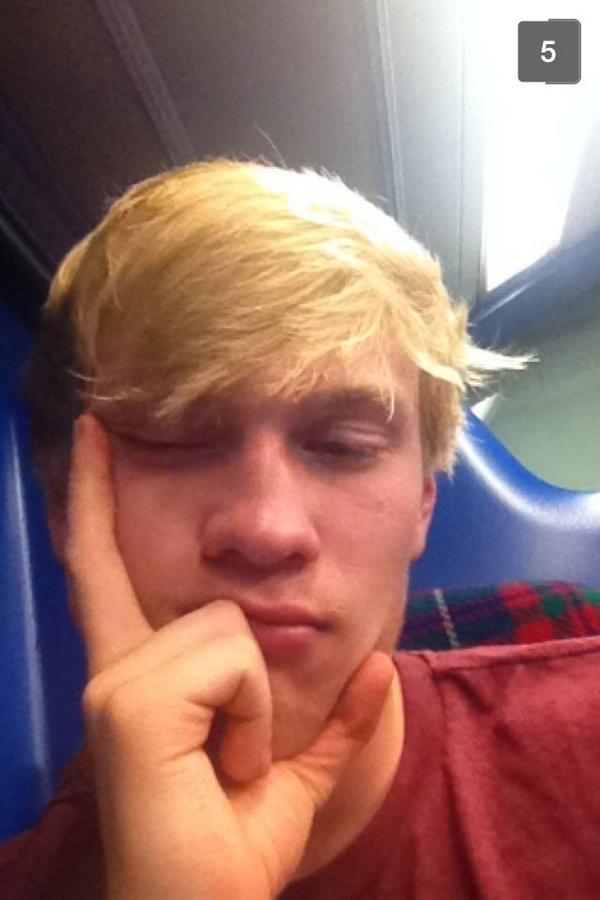 mknzb18's tweet photo. @MichaelKelly66 at least I can open my eyes #iremembermyfirstbeer http://t.co/aDTF4KASGl