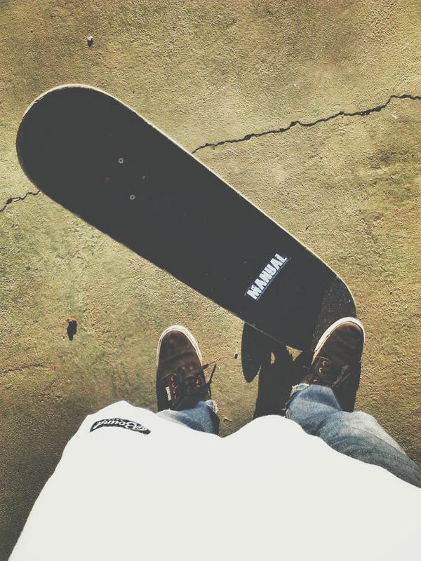 \m/ @RadhikaAzrya: Enjoy Skating <a href="/BoundShoes/">Bound Shoes</a> <a href="/ManualSk8/">Manual Skateboarding</a> <a href="/ryfilarian/">Ibu filarian</a> "