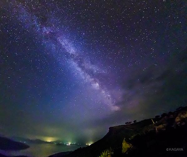 Kagaya 先ほど撮影した北海道の夜空にかかる天の川です 流れ星もいくつか見ました 明日8 2は伝統的七夕 旧暦7月7日 です 灯りを消して空を見上げてみませんか Http T Co Ebggsalivg