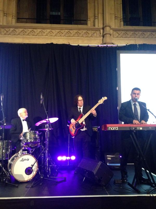 Sprung. Loved a hit with Bill Parton Trio. Great cause <a href="/Youth_Opps/">Youth Opportunities</a> .RT <a href="/malchia/">Mal Chia</a>: On the drums-<a href="/KeithConlon/">Keith Conlon</a> #yofeast