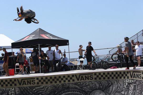 premium guttershark v2