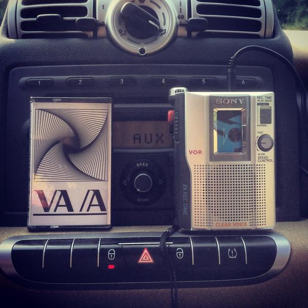 TrnsfxdMvmnt's tweet photo. Morning jams. Looks Realistic - VA /A (Beer on the Rug) http://t.co/ODH7B1vcpy