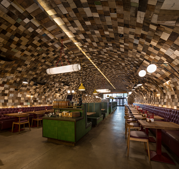 morenomasey's tweet photo. On route to @NandosUK Vauxhall for Live Q&A with @ResBarDesign 13,000 timber shingles await! #rabdweek #seeyouthere http://t.co/KGfO08FO3k