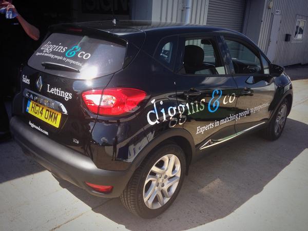 BizImageAndy's tweet image. Diggins &amp;amp; Co brand spanking new Renault 

@BizImagePromo @taylorbizimage