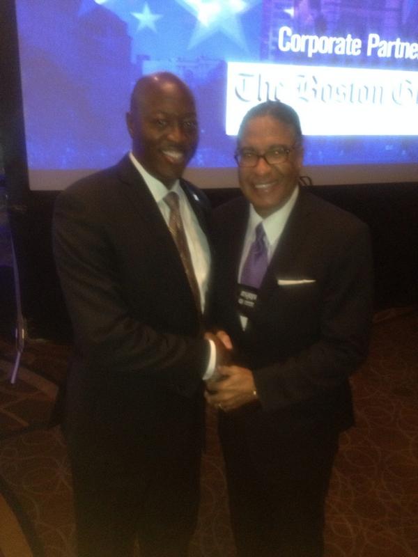 IamJohnBurnett's tweet image. Great time w/ 32nd G. President of Alpha Phi Alpha Fraternity @NABJ Conf in Boston @apa1906NETwork @alphainvest06