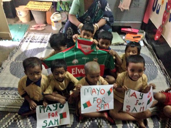 AinePeeps's tweet photo. @MayoGAA A little good luck message from Calcutta, India! #mayoforsam2014 #thehopefoundation http://t.co/mW2tVvHZL4