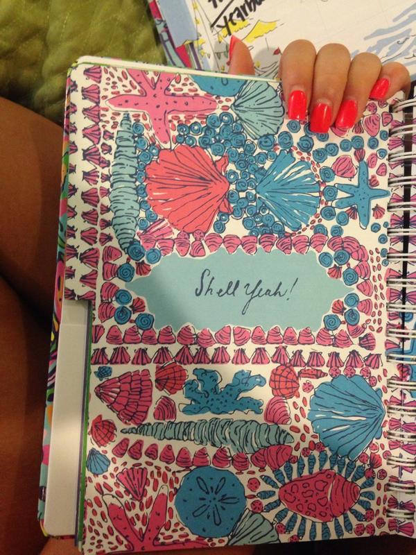 LillyPulitzer's tweet photo. RT @coralemily: You know what August 1st meansss.... #shellyeah #lillytime 😛😍 @LillyPulitzer http://t.co/lWuy13BIgf
