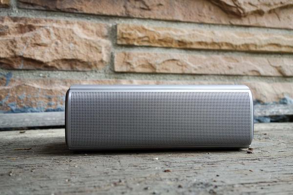Androidheadline's tweet image. Featured Review: Dell Portable Bluetooth Speaker – AD211 bit.ly/1rWvgQp #Android #Google