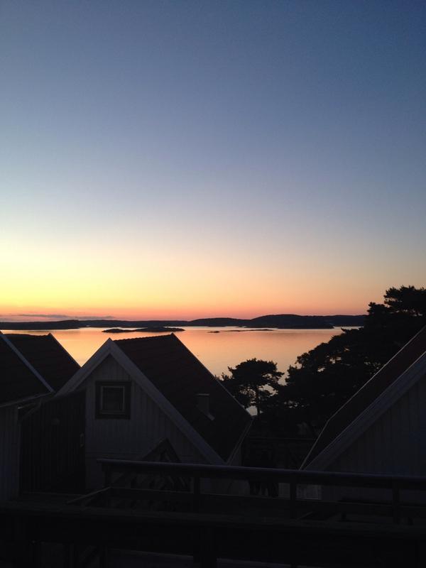 notsocoolxx's tweet photo. The water hasn't the right colour haha http://t.co/s5vGqsyvxE