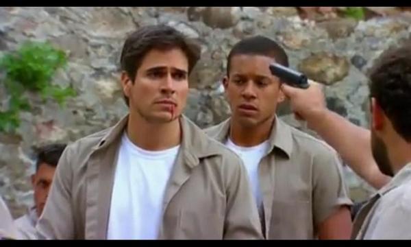 FabiiArenass's tweet image. #Cap55 de #LaGata @DanArenas @MaiteOficial 
#Pablo en peligro, hay un botin en la carcel,  #Esme va a a ver a su amor