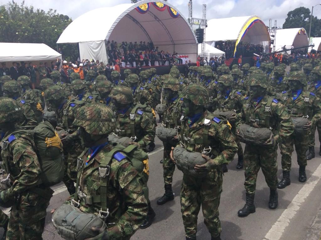 Fuerzas armadas de Colombia - Página 5 BtADwh0IMAEfb7i