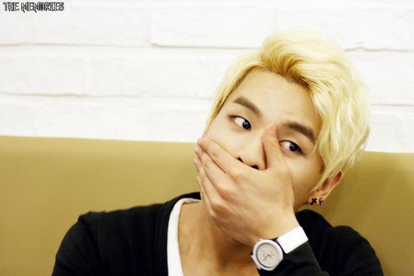 <2014.07.19 안양나보러팬미팅>
오랜만에컴백ㅋㅋㅋ다들저살아잇는지안궁금하셧나몰라용히힣잘생쁨케이오빠투척하고가께요이날은정말케이오빠짱짱bb♡
<a href="/ghn5613/">K</a> #NOM #케이