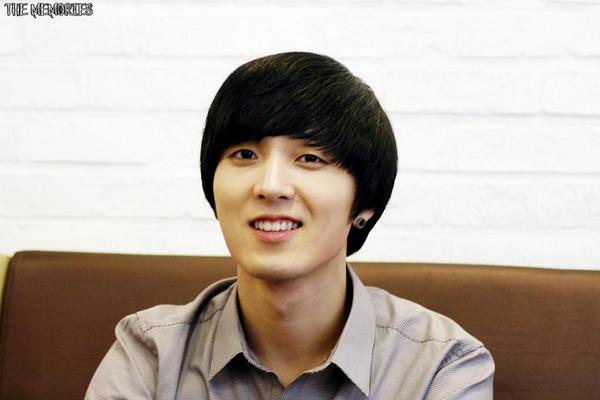 <2014.07.19 안양나보러팬미팅>
이오빤제일잘생겨서엽사가마나요왜켘♡
암튼언제나잘생기셧군요이오빠는눈처짐은사랑이죠ㅋㅋㅋ오구오구오늘새벽은여기까지모두들굿나잇쪽쪽잘자여!!^^♥♥
<a href="/AIN8008/">아인</a>  #NOM #아인