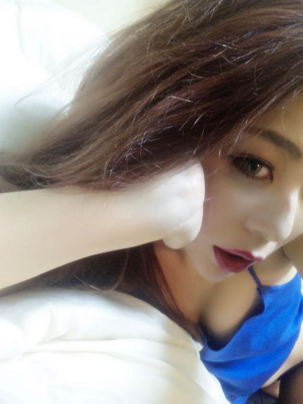 ℳiichaelin おはよんべ 無加工だから枝毛やばいのばれる でもめんどくさかった 笑 しかもガラケー セルカ 盛れない てゆか盛れたこと１度も無い 今日も愛のあるいちにちを Http T Co Gjiai9lrad