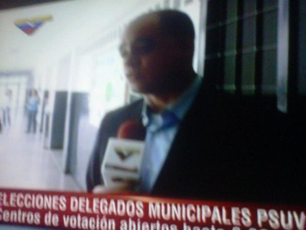metamost's tweet photo. En el 23 de Enero voto Izarra no hay cola ni electores en las mesas vean esta imagen http://t.co/6AgBFOcNMo