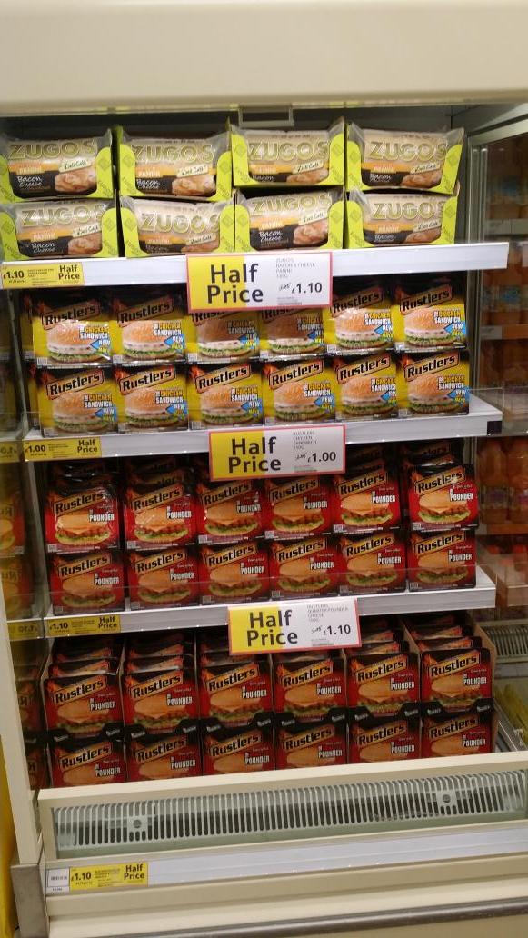 gerful_G's tweet photo. Integrals looking ready to trade in Walsall College Extra 6161 @Brooks3240 @vicky_w84 http://t.co/JanDN0rkly