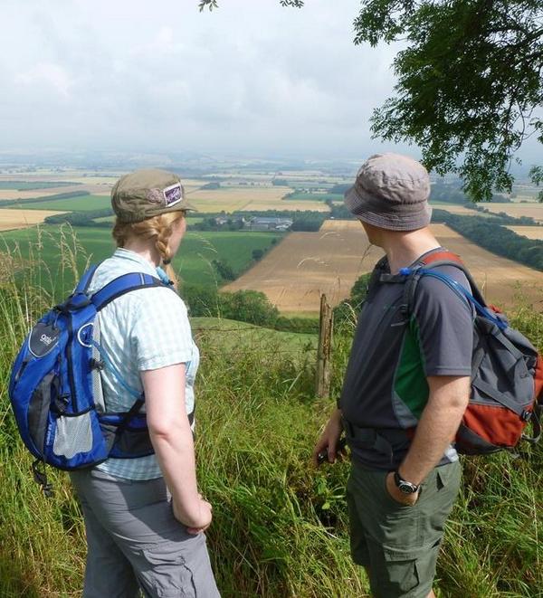 ScarbRamblers's tweet photo. Followed N edge of Wolds, from where ramblers looked through  summer haze to S boundary of @northyorkmoors. http://t.co/i6mQjpjXwH