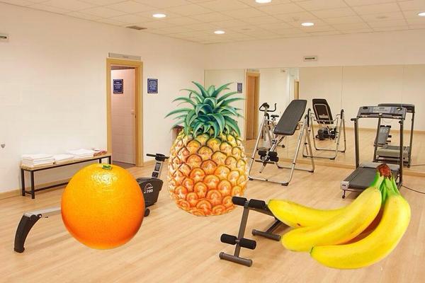 almudena_st's tweet photo. "@ernyrsg: Y hoy puedo presumir que el GYM está dando sus frutos... 😀 http://t.co/r17awczazc" @rociosanchez_5 JAJAJAJAJAJAJAJA