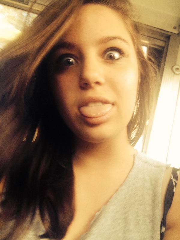 REAL_HackDaddy's tweet image. My girlfriend