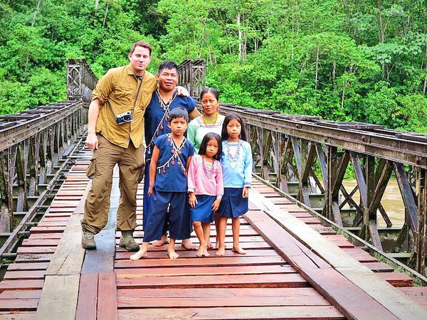 channingtatum's tweet photo. Grateful to the Kichwa &amp; Sapara people for sharing your beautiful traditions w/our #runatribe. http://t.co/hXxOikHjCN http://t.co/DYEPNF1N63