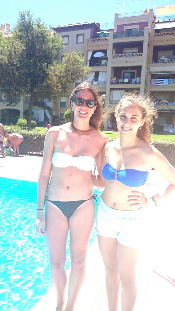 SaraMoreno_3's tweet photo. En agosto más y mejor, no me eches mucho de menos :) @martacaceres9 http://t.co/6ptntMwJdE