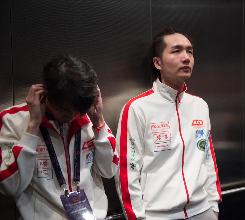 BtBBeWSCQAA1ZxV.png:large