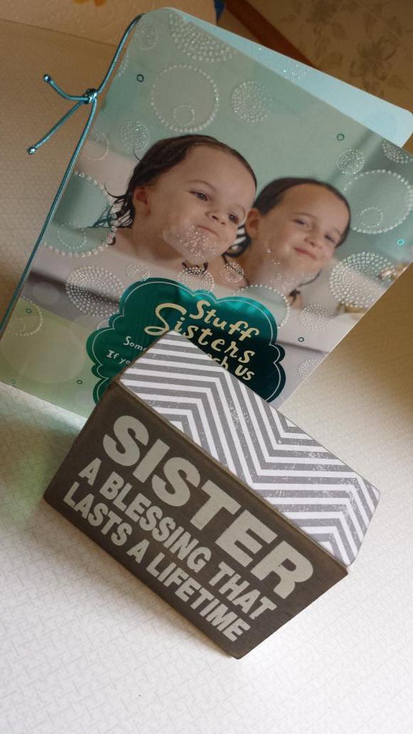 kryscampbell's tweet photo. Sisters are the greatest!  @beccamichelleh love ya! http://t.co/GXdbyeYdUM