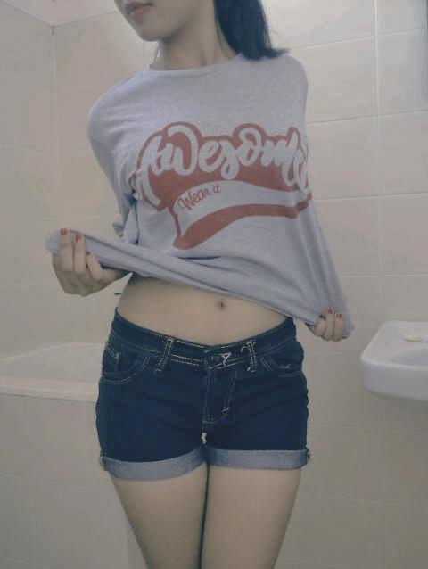 inDeHoYskate's tweet photo. misi neng.. a'a mau menguras kamar mandi dan hati a'a buat neng.. *ikut Buka baju* RT @awesomewearit Awesome Letter
http://t.co/x9AjpnYYAC