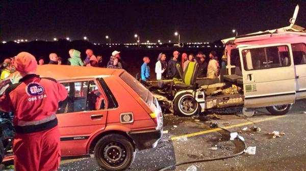 LimaCharlie1's tweet photo. MVA Hindle Rd earlier this evening. Pics from @ER24EMS. LC1 was too busy managing a critical child. http://t.co/CDisggCEcU