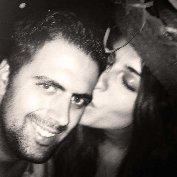 natiga14's tweet photo. Regalame los momentos de risas! Love* @vicaranlo http://t.co/SvspLjIcbP