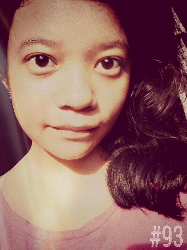 Stephannie_93's tweet photo. *'"*'" #Yolo :3 *'"*' http://t.co/SvorG2XWRt