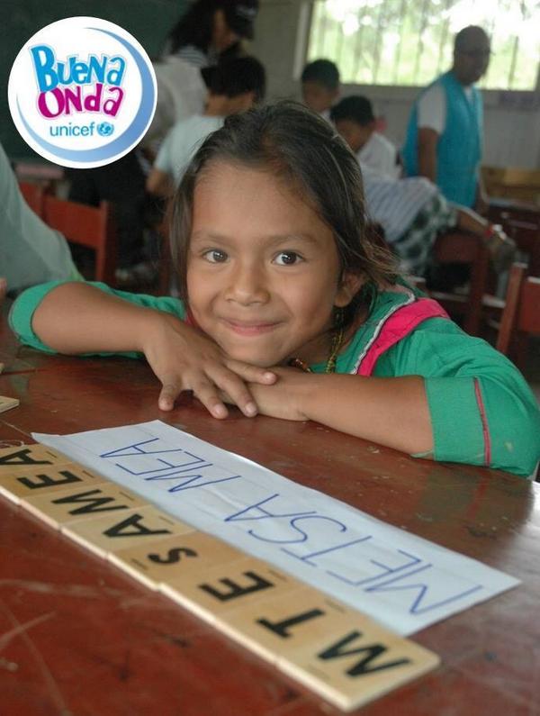 26_bertha's tweet image. sigan apoyando a sta niña q los necesitan y hay q ser tendencia #2000RT para esta foto @UNICEF