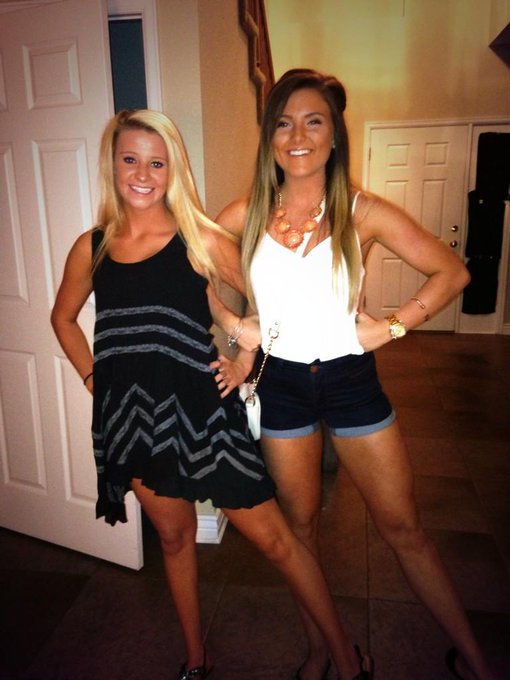 Hehehe👯 http://t.co/eOM3lxoN5X