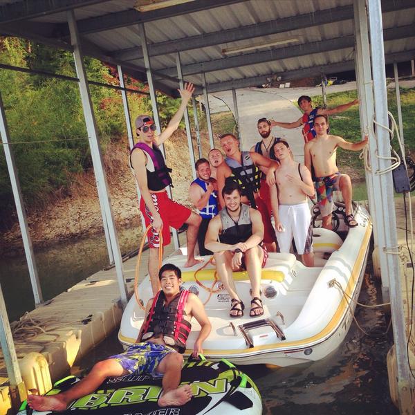 DJSonus's tweet image. Great day on the lake with all these guys   @nikki_fresh23 @juniorbeast1 @Jon_Clabo @superscout111