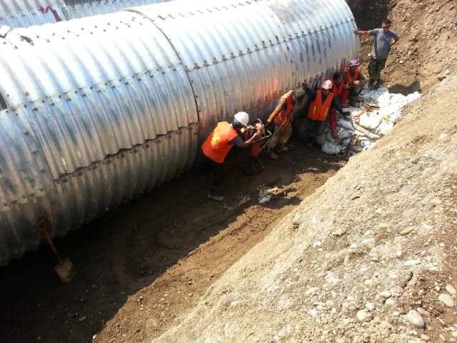 Foto Pekerjaan Perbaikan Jembatan Comal Pemalang  Siadik