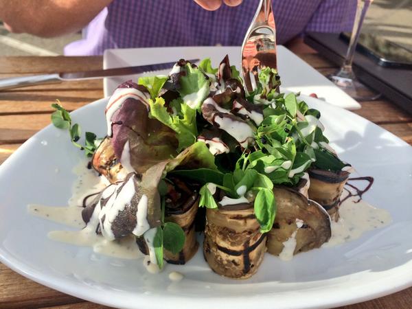 candiceinvan's tweet photo. Such a beautiful dinner @vanillapodtapas @poplargrovewine last night. Wedding meal is going to be wonderful! http://t.co/YvhcazgS0F