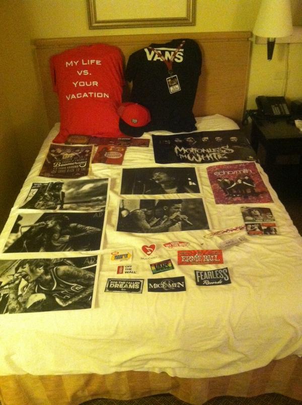 TaylorNtaylor16's tweet photo. @VansWarpedTour http://t.co/vtV7Owti0R